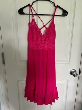Zenana Outfitters Pink Lace Spaghetti Strap Dress